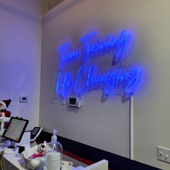 F45 Training Chino Hills - Inspirational entry way. - Interval Training Gyms Near Me - Chino Hills, California F45 Training Chino Hills - Inspirational entry way. - Interval Training Gyms Near Me - Chino Hills, California