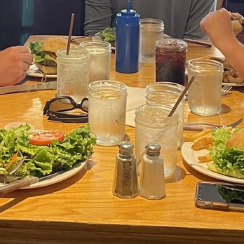 Side Street Cafe - Burgers - American Near Me - Bar Harbor, Maine Side Street Cafe - Burgers - American Near Me - Bar Harbor, Maine