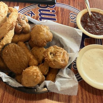 Billy Gene's Restaurant - Appetizer Combo - New American Near Me - Kerrville, Texas