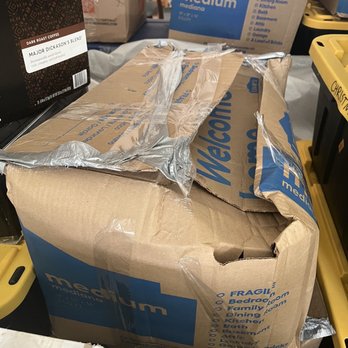 United Transportation - boxes destroyed - Movers Near Me - Paramount, California United Transportation - boxes destroyed - Movers Near Me - Paramount, California