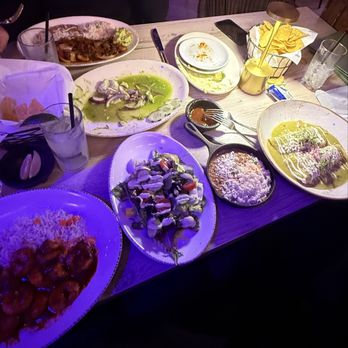 Ay Mi Pa - Enchiladas, camarones à la diabla, gushes - Mexican Near Me - Riverside, California