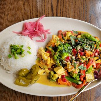 Blossom and Root Kitchen - Yellow curry - Vegan Near Me - Danville, California Blossom and Root Kitchen - Yellow curry - Vegan Near Me - Danville, California
