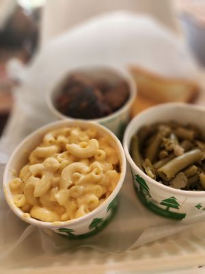 Momma's Mustard, Pickles & BBQ - Hurstbourne by null