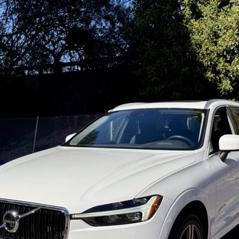 Authority Auto - Car Brokers Near Me - Tarzana, California