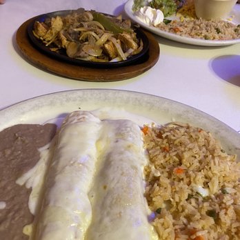 Jardin Del Rey - Enchiladas blanco - Mexican Near Me - Leander, Texas Jardin Del Rey - Enchiladas blanco - Mexican Near Me - Leander, Texas