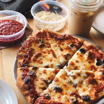 Alaska Coffee Roasting - Barcelona Pizza (black olives, mozzarella & whole roasted garlics) - Coffee & Tea Near Me - Fairbanks, Alaska Alaska Coffee Roasting - Barcelona Pizza (black olives, mozzarella & whole roasted garlics) - Coffee & Tea Near Me - Fairbanks, Alaska