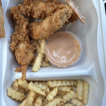 Raising Cane's Chicken Fingers - #3 combo - Fast Food Near Me - Long Beach, California Raising Cane's Chicken Fingers - #3 combo - Fast Food Near Me - Long Beach, California