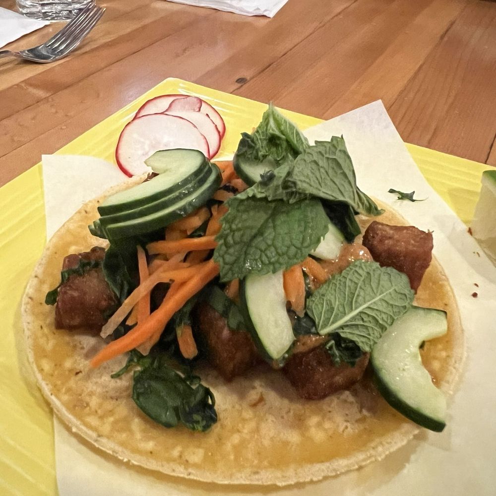 TacoVino - Vegan Taco with Tempeh. (SO refreshing and tasty!) - Wine Bars Near Me - Corvallis, Oregon