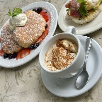 Cream Pot - Cafe Vienna - Breakfast & Brunch Near Me - Honolulu, Hawaii