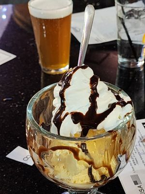 House of Music & Entertainment (HOME Bar) by null