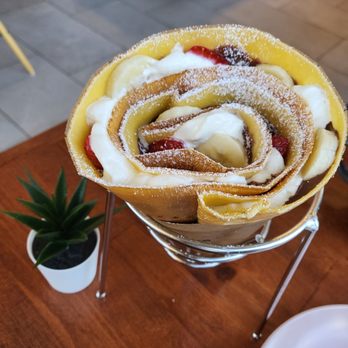 Cafe Mong - STRAWBERRY BANANA NUTELLA - Breakfast & Brunch Near Me - Las Vegas, Nevada