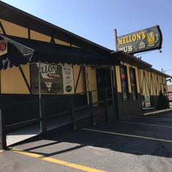 Mellon's Pub