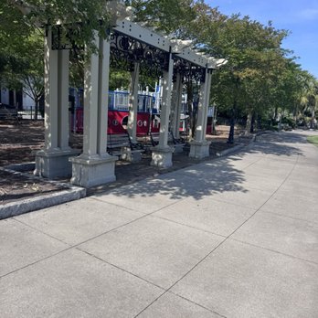 Gadsdenboro Park - Parks Near Me - Charleston, South Carolina