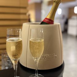 American Airlines Flagship Lounge