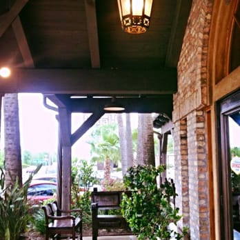Gringo's Mexican Kitchen - The entrance way was nice, lots of lush landscaping, and outdoor seating. - Tex-Mex Near Me - Stafford, Texas Gringo's Mexican Kitchen - The entrance way was nice, lots of lush landscaping, and outdoor seating. - Tex-Mex Near Me - Stafford, Texas