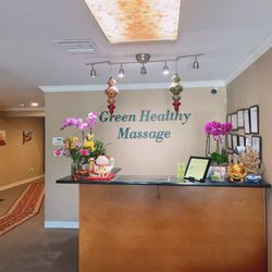 Green Healthy Massage