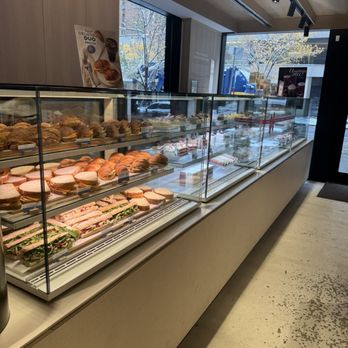 Paris Baguette - Bakeries Near Me - Toronto, Ontario Paris Baguette - Bakeries Near Me - Toronto, Ontario