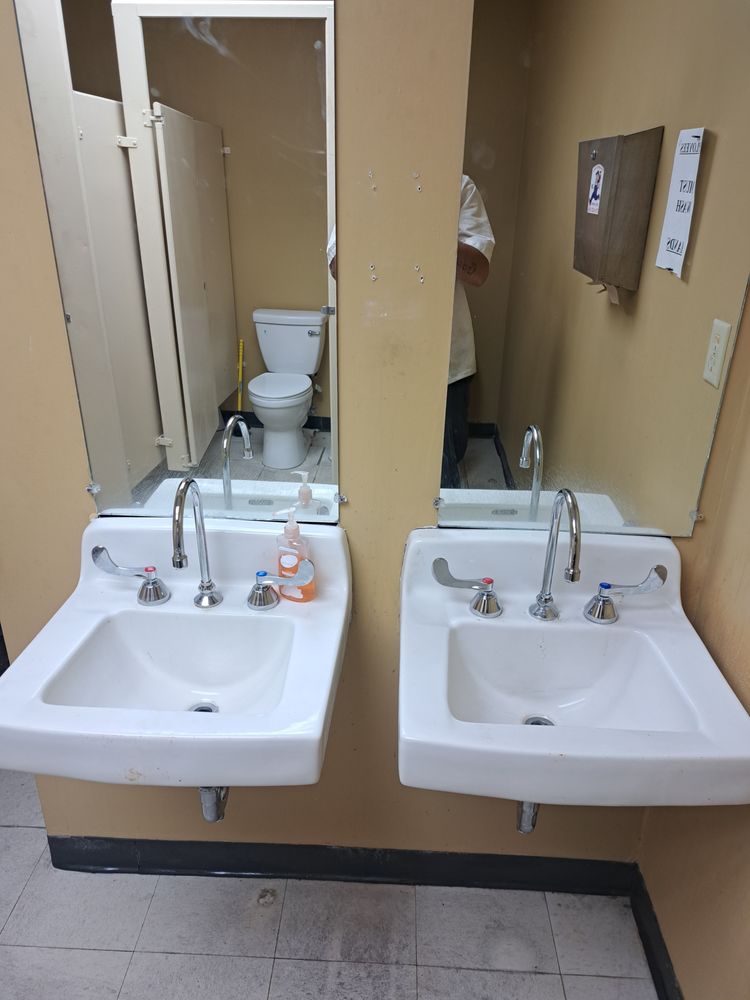 Slide of Clear Choice Plumbing