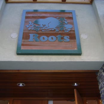 Roots - Banff - Women's Clothing Near Me - Banff, Alberta Roots - Banff - Women's Clothing Near Me - Banff, Alberta