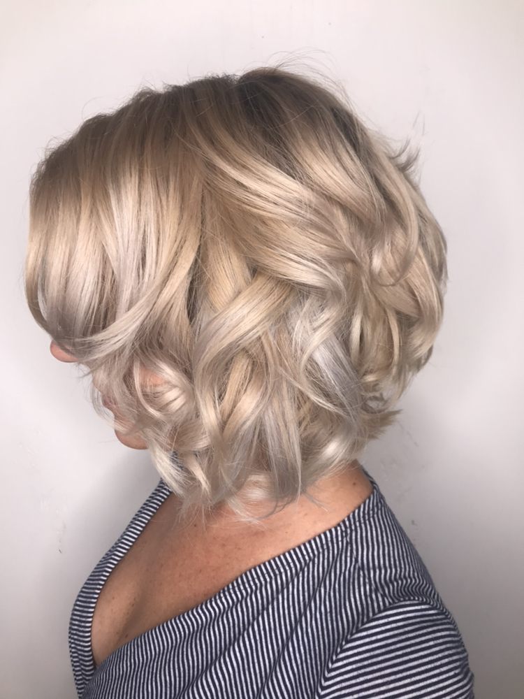 Blonde&Co. Stylist Collective Logo