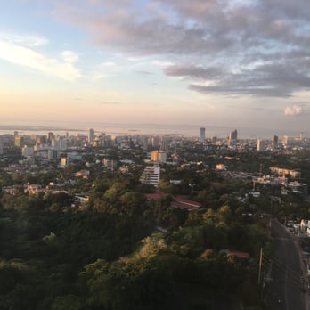 Marco Polo Plaza Cebu - Sea view room - Hotels Near Me - Cebu City, CEB