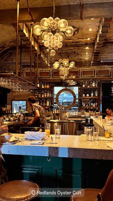 Redlands Oyster Cult by null