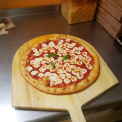 Twin City Pizza - The authentic Italian Margherita