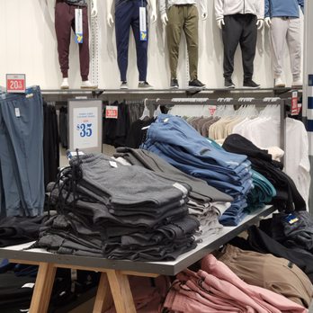 Old Navy - For the guys - Women's Clothing Near Me - Beaverton, Oregon