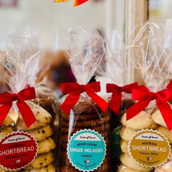 Rocket Bakery and Fresh Food - Grab a bag of Rocket's most popular cookies: Wicked Butter or Chocolate Shortbread or our Some Good Ginger Molasses Cookies!