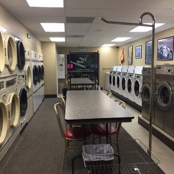 Lost Sock Laundromat - Laundromat Near Me - Elkhart Lake, Wisconsin Lost Sock Laundromat - Laundromat Near Me - Elkhart Lake, Wisconsin
