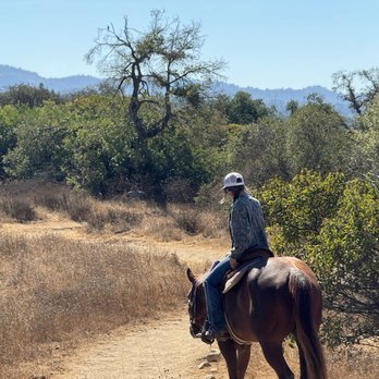 Ojai Valley Trail Riding - Horseback Riding Near Me - Ojai, California Ojai Valley Trail Riding - Horseback Riding Near Me - Ojai, California
