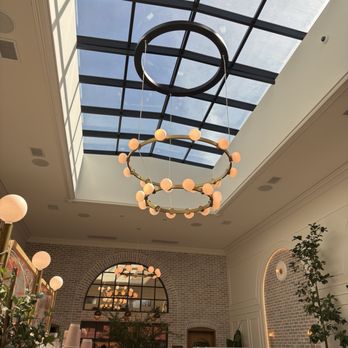 George's Cafe - High ceiling & large overhead skylight - Donuts Near Me - San Francisco, California