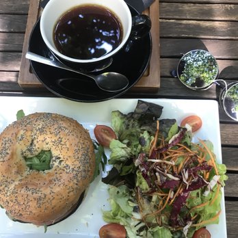 Cup 28° - Coffee & Tea Near Me - Brussels, BRU