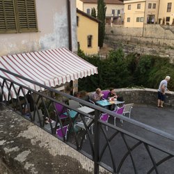 Pizzeria A Tutta Pizza di Fasti Liana - Die Pizzeria