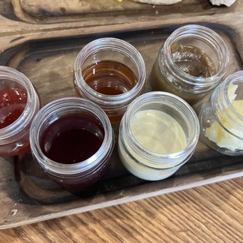 Big Bear Biscuits - Homemade jams from 3 bears and bees - Breakfast & Brunch Near Me - Indianapolis, Indiana