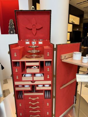 Louis Vuitton by null
