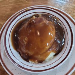 Walnut Bottom Family Diner - Very dense, heavy, flavorful mashed with beef gravy. Mmmm