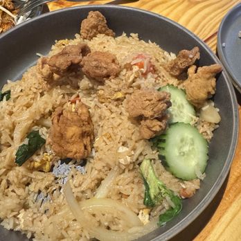 Kha Thai Kitchen - Chicken fried rice - Thai Near Me - Houston, Texas Kha Thai Kitchen - Chicken fried rice - Thai Near Me - Houston, Texas