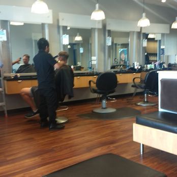 Supercuts - Ambiance - Hair Salons Near Me - CHICAGO, Illinois Supercuts - Ambiance - Hair Salons Near Me - CHICAGO, Illinois