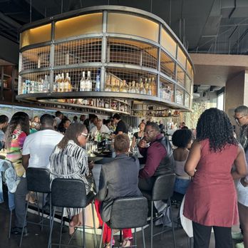 VU Rooftop - Lounges Near Me - Chicago, Illinois