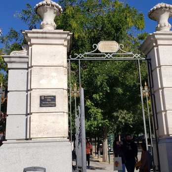 Parque Del Retiro - Parks Near Me - Madrid, M