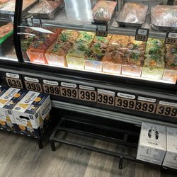 Kennedy's Market - Different types of chicken in marinade