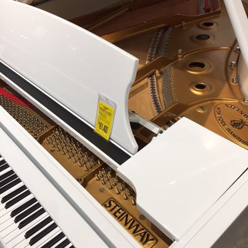 1. Tom Lee Music - Nanaimo