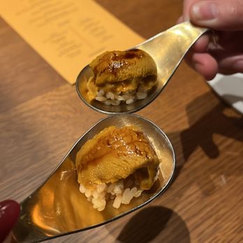 Akikos - Nama uni (sea urchin) - Sushi Bars Near Me - San Francisco, California