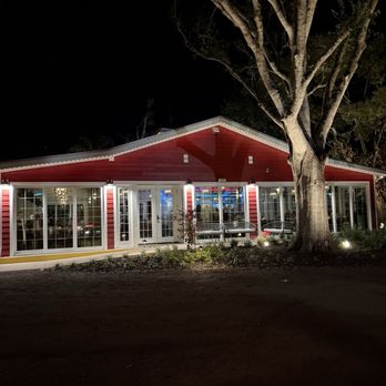 Farm & Flame - The main restaurant - American Near Me - Vero Beach, Florida Farm & Flame - The main restaurant - American Near Me - Vero Beach, Florida