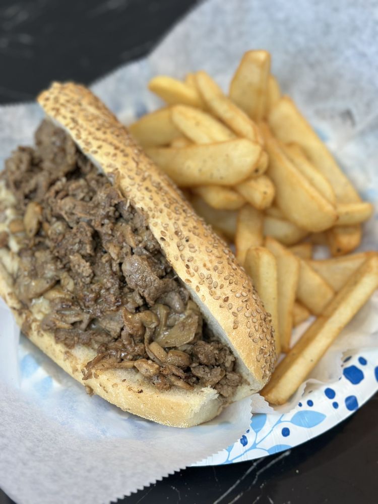 Ray's Sub Shop
