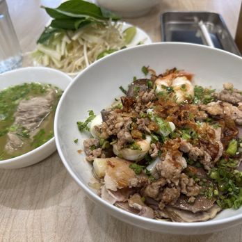 Pho Mi Amor - Hu Tieu Kho - Vietnamese Near Me - Elk Grove, California Pho Mi Amor - Hu Tieu Kho - Vietnamese Near Me - Elk Grove, California