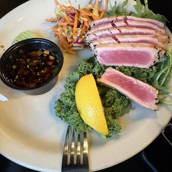 Winchester & Rye - Appetizer fresh tuna - New American Near Me - Victoria, Minnesota