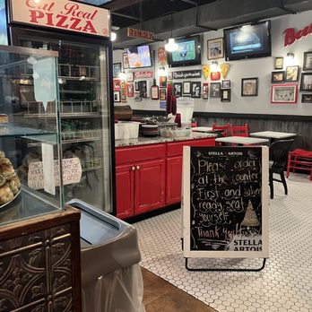 Solorzano's Pizza - Webber Street - the inside of the restaurant - Pizza Near Me - Sarasota, Florida Solorzano's Pizza - Webber Street - the inside of the restaurant - Pizza Near Me - Sarasota, Florida