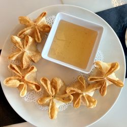 Lemongrass - Crab Rangoon